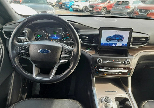 Ford Explorer cena 188000 przebieg: 55500, rok produkcji 2020 z Myślenice małe 301